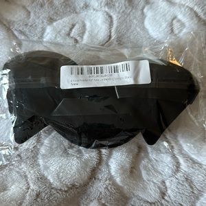 BRAND NEW 6 PACK POWDER PUFFS